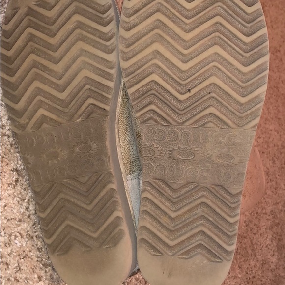 Mosaic Ugg Boots - Picture 4 of 8